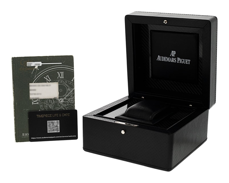 Audemars Piguet Royal Oak Offshore 26030IO.OO.D001IN.01 Image 5